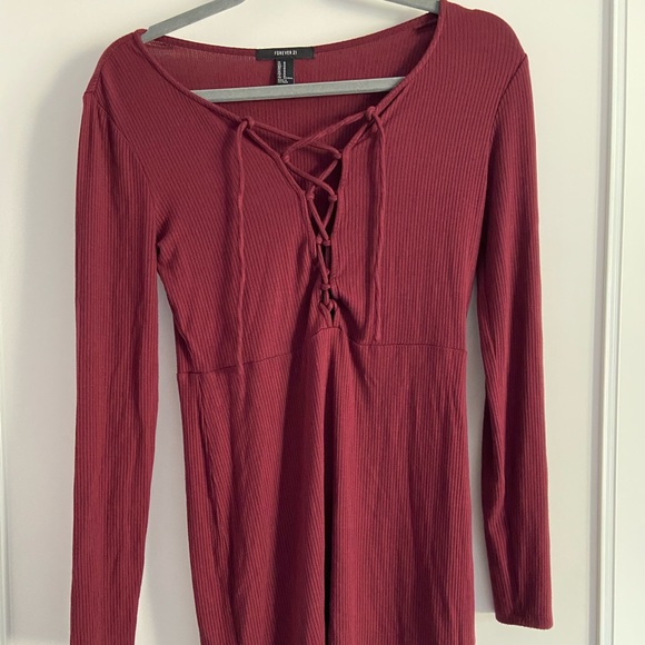 ⚡️2 for $22⚡️Forever 21: Maroon Ribbed bodycon Dress - Picture 2 of 2